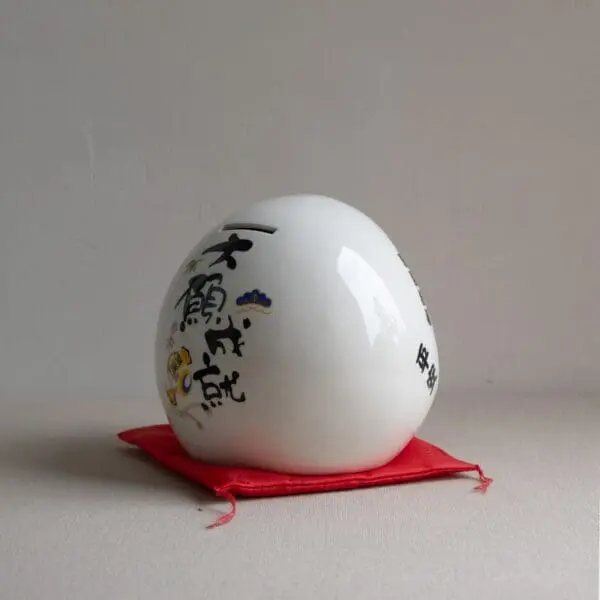 Hucha daruma blanco japonés de 12 cm - Image 2