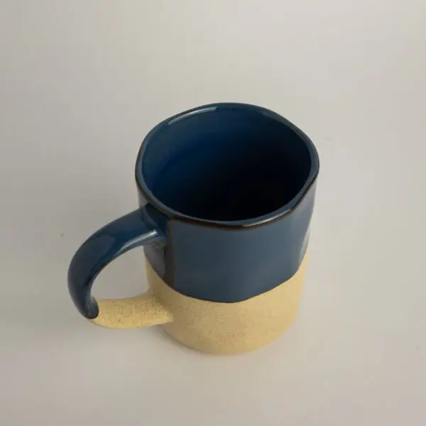 Taza jumbo de cerámica azul Toshi - Image 2