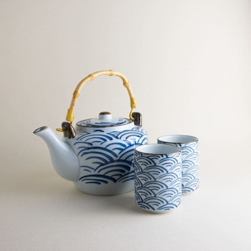 Set de tetera y tazas seigaiha olas japonesas