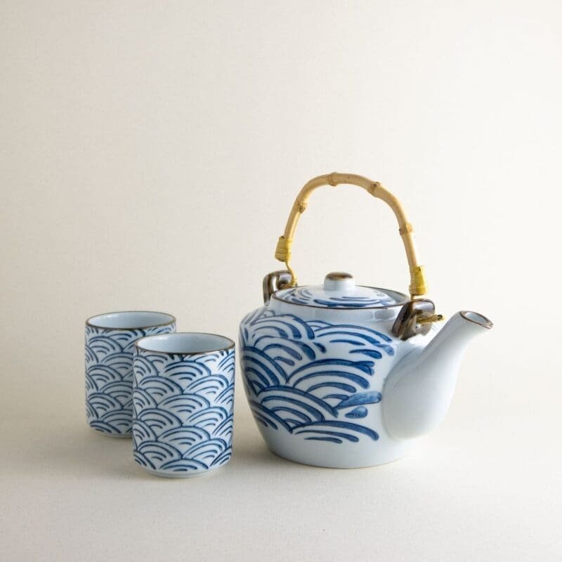 Set de tetera y tazas seigaiha olas japonesas
