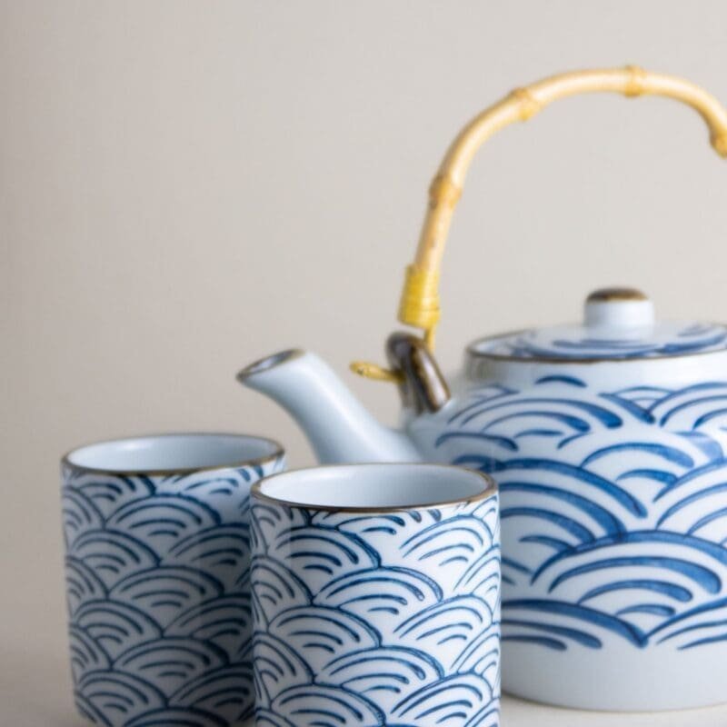 Set de tetera y tazas seigaiha