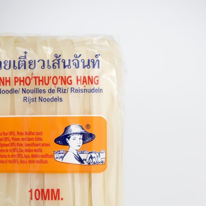 fideos de arroz pad thai pho